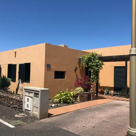 Casa vacanze Serena La Oliva